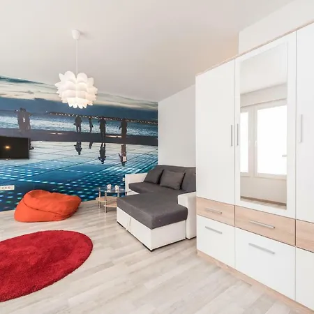 Funky Vibe Studio Апартаменты *