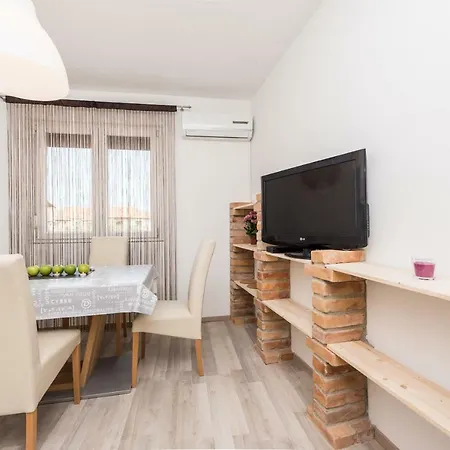 Funky Vibe Studio Апартаменты *